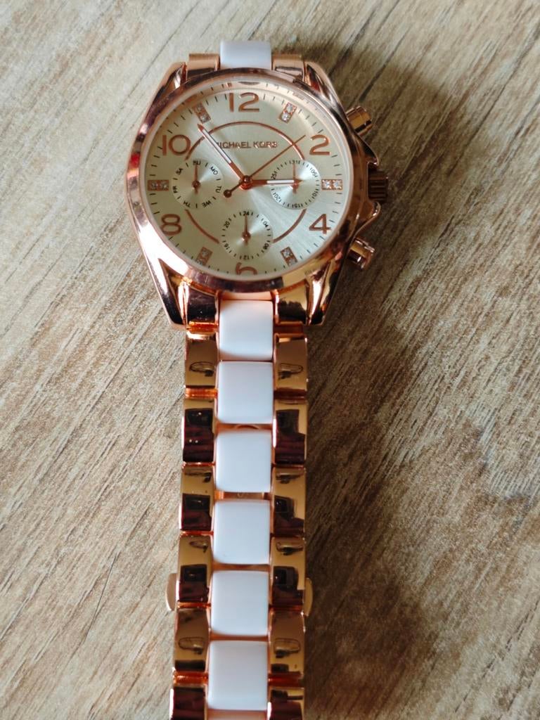 Michael Kors Roségoud Horloge met Witte Schakelband, Overige merken, Overige materialen, Polshorloge, Overige materialen