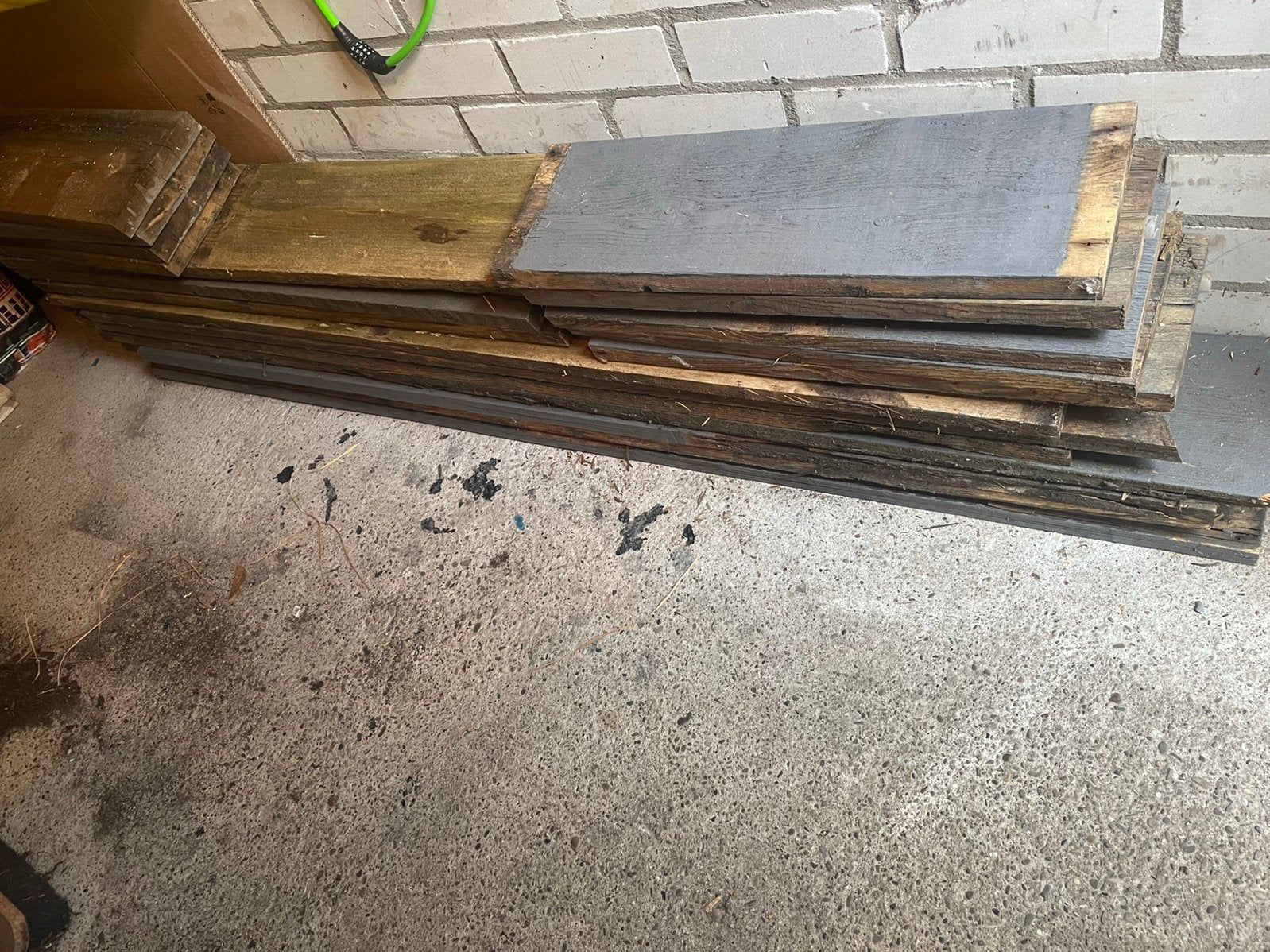 Gratis af te halen haard hout, Doe-het-zelf en Verbouw, Hout en Planken, Ophalen, Zo goed als nieuw, Overige houtsoorten, Minder dan 200 cm