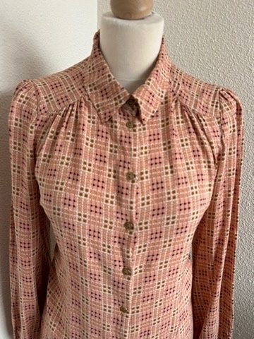 King Louie maat 42 prachtige koraal blouse 1479, Kleding | Dames, Maat 42/44 (L), Oranje, Ophalen of Verzenden, Zo goed als nieuw
