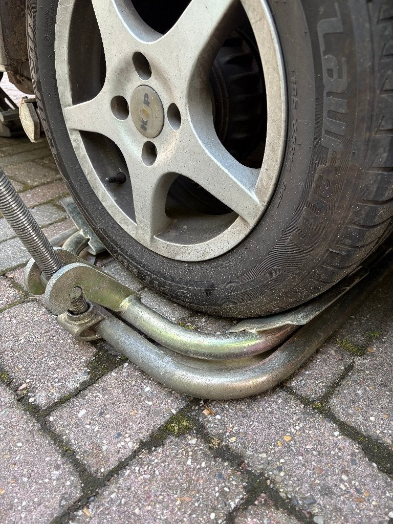 Caravan leveller bulldog, Ophalen, Gebruikt