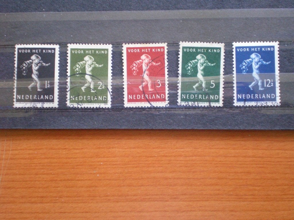 Nederland NVPH 327-331 gebruikt ( S 690 )..€ 0,30, Postzegels en Munten, Postzegels | Nederland, Ophalen of Verzenden