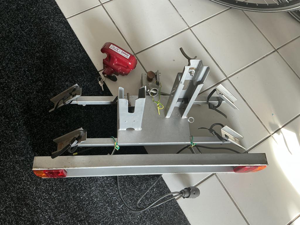 Fietsdrager., Ophalen, 2 fietsen, Gebruikt, Trekhaakdrager