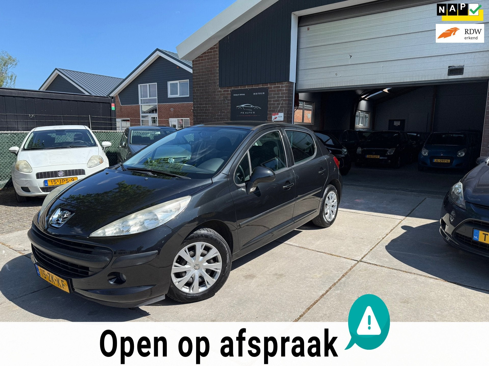 Peugeot 207 1.4 VTi Cool 'n Blue|NEW APK|AIRCO|CRUISE|SENSOR, Auto's, Voorwielaandrijving, Stof, Gebruikt, Zwart