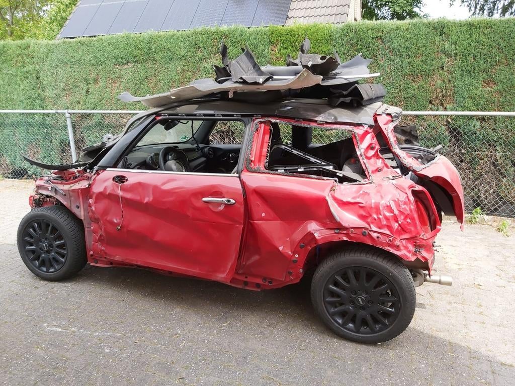 Mini Cooper 2019 sloper onderdelen motor en airbags in orde, Auto-onderdelen, Ophalen