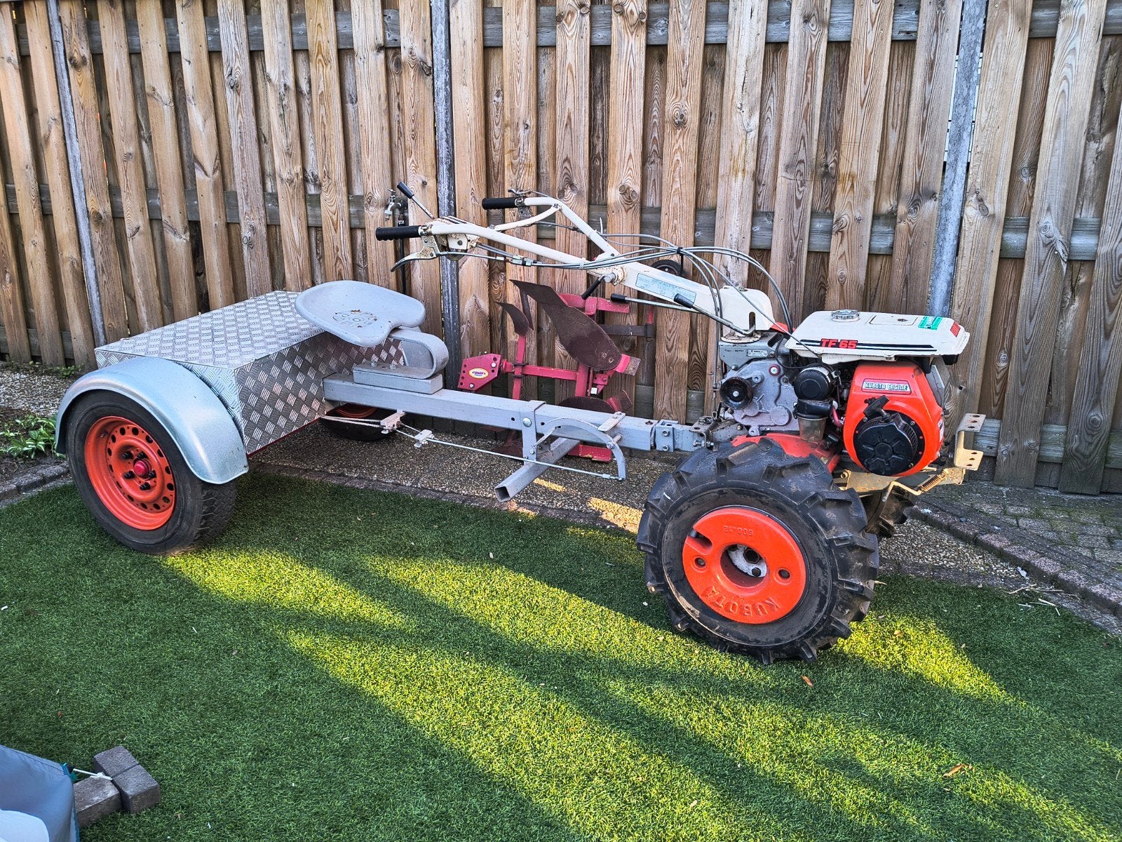 Kubota TF65 minitractor tuinploeg aanhanger ( quad - tractor, Ophalen, Benzine, Kubota, Handmatig