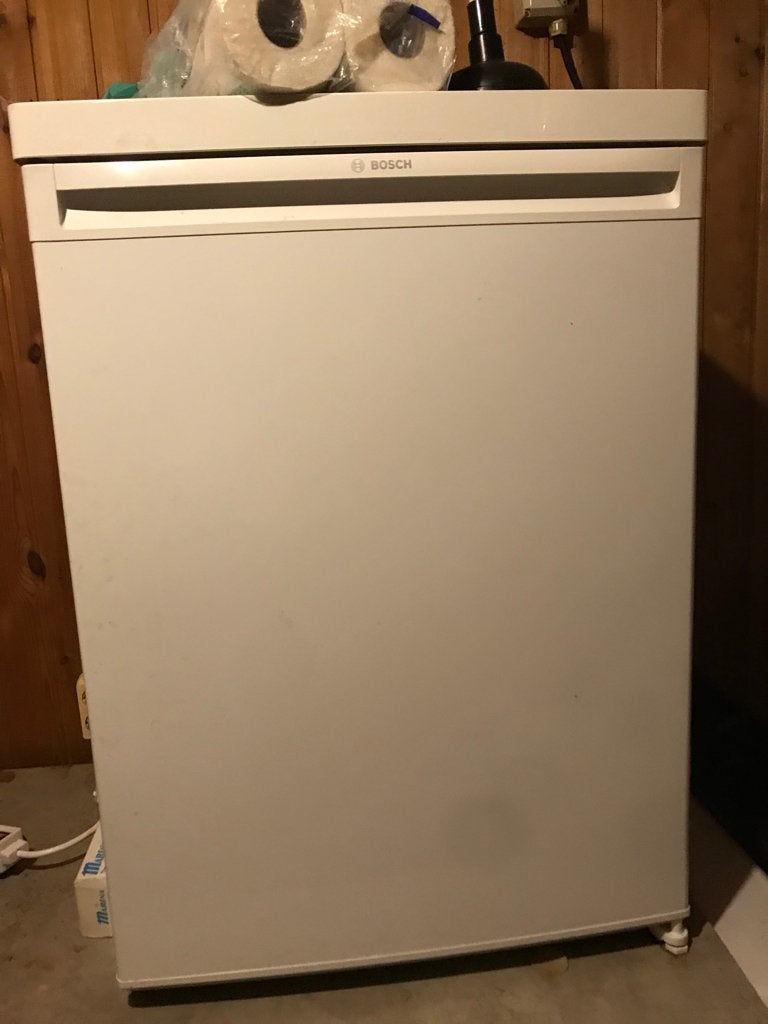 Koelkast, Bosch, tafelmodel, Ophalen, Gebruikt, 200 liter of meer, Met aparte vriezer