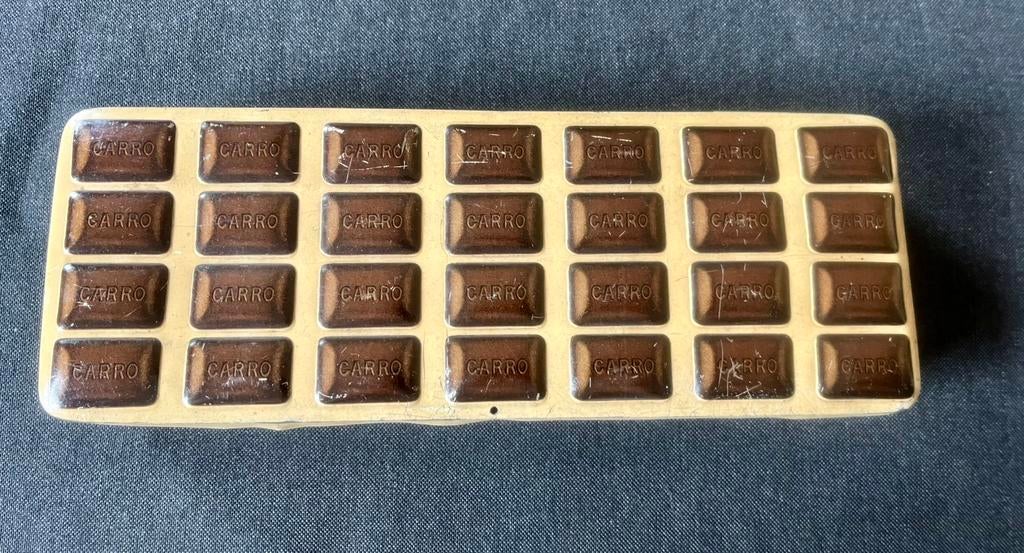 Vintage blik Chocolaad Carro’s A. Driessen –  reliëf deksel, Verzamelen, Blikken, Ophalen of Verzenden, Gebruikt, Overige