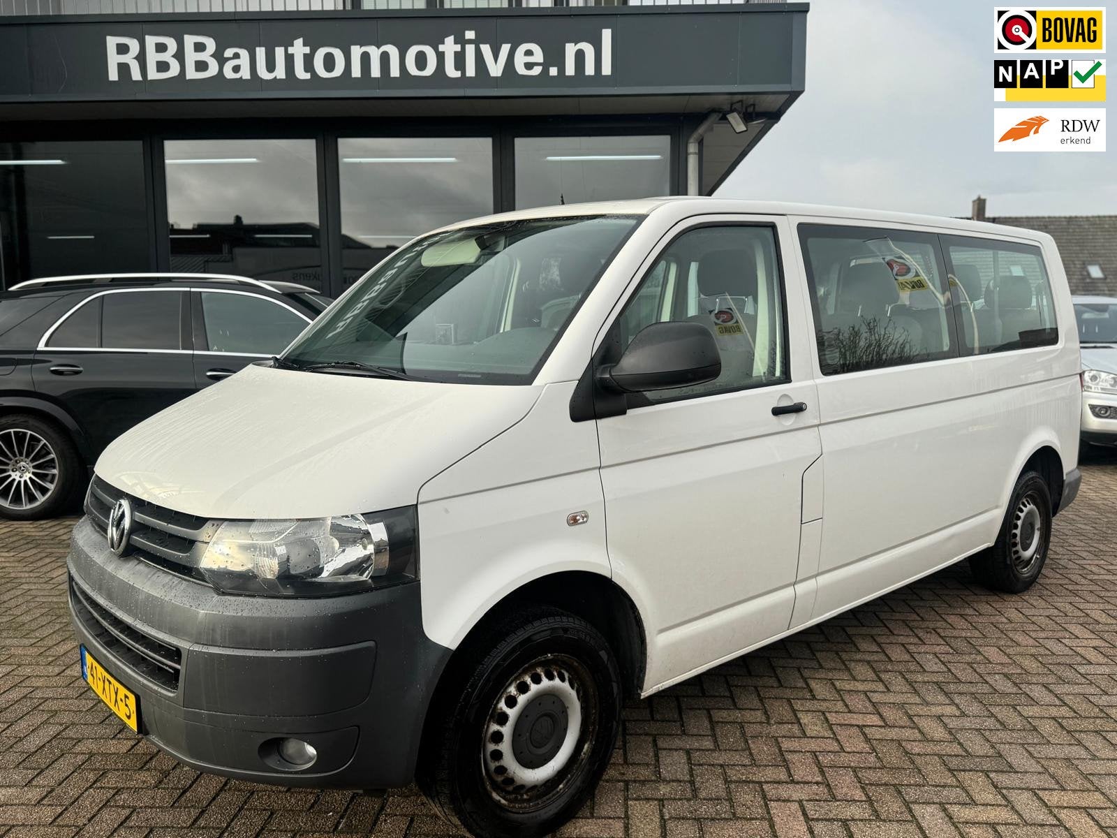Volkswagen Transporter Kombi 2.0 TDI L2H1 BM Comfortline lan, Auto's, Voorwielaandrijving, Gebruikt, 8 stoelen, Wit