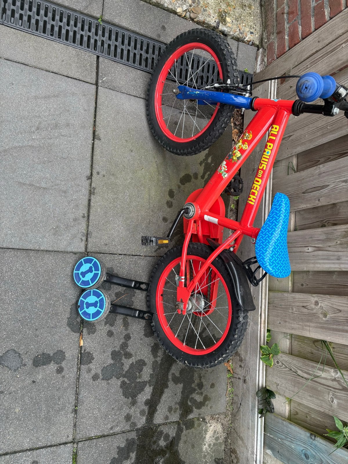 Paw Patrol Kinderfiets 16 inch met zijwieltjes, Fietsen en Brommers, Fietsen | Kinderfietsjes, Zijwieltjes, Velgrem, Ophalen of Verzenden