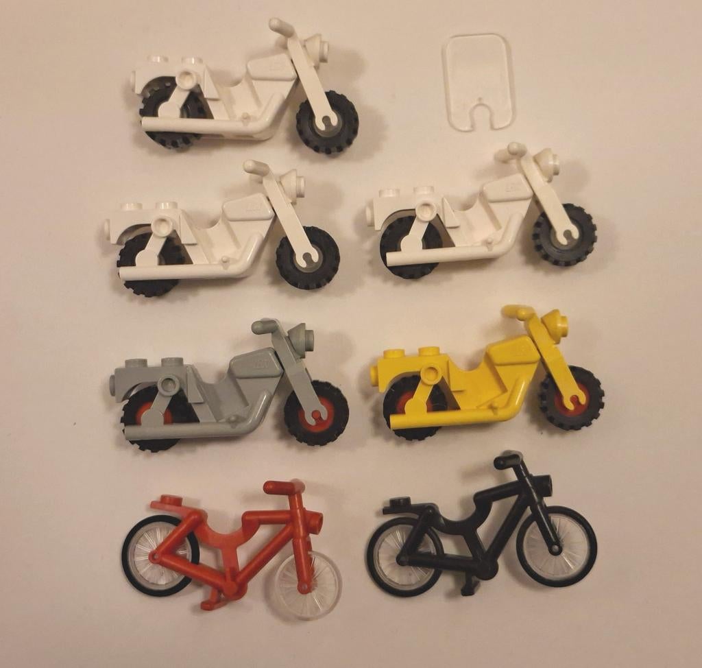 LEGO motoren en fietsen, Kinderen en Baby's, Speelgoed | Duplo en Lego, Ophalen of Verzenden, Zo goed als nieuw, Losse stenen