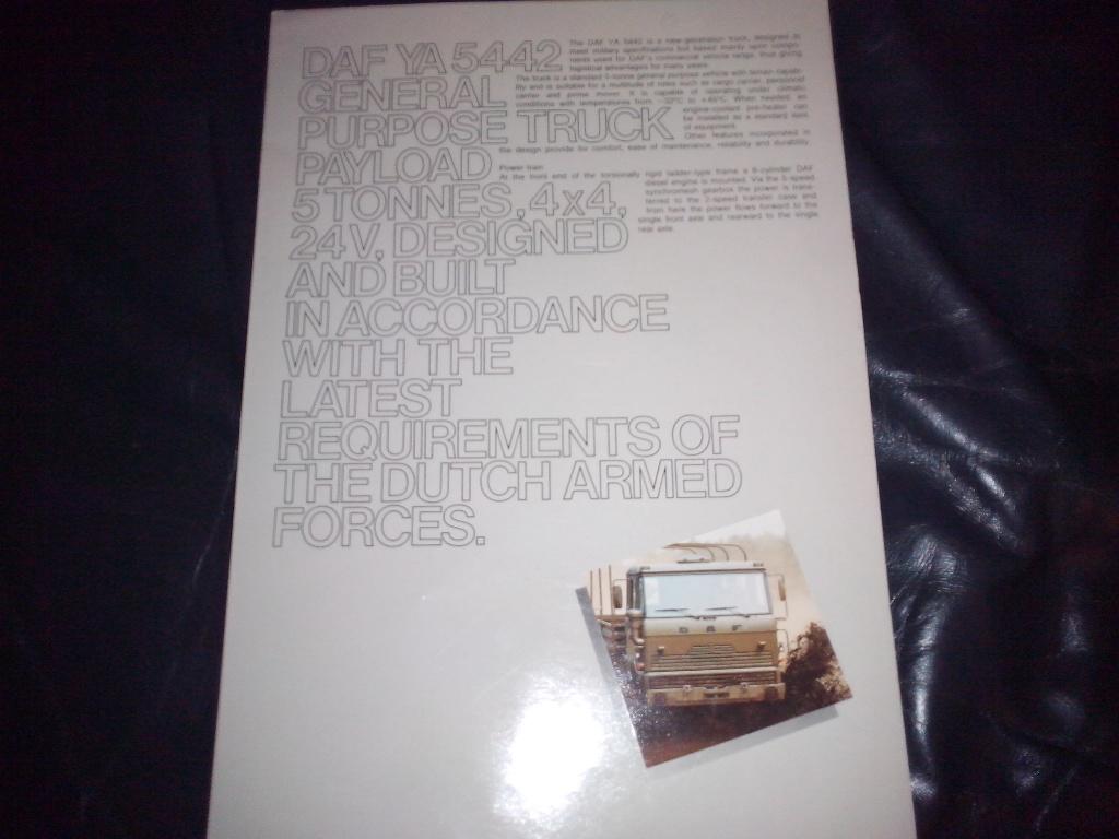 Militaire DAF YA 5442 4x4 brochure folder huifbakwagen, Ophalen of Verzenden, Zo goed als nieuw, Overige merken