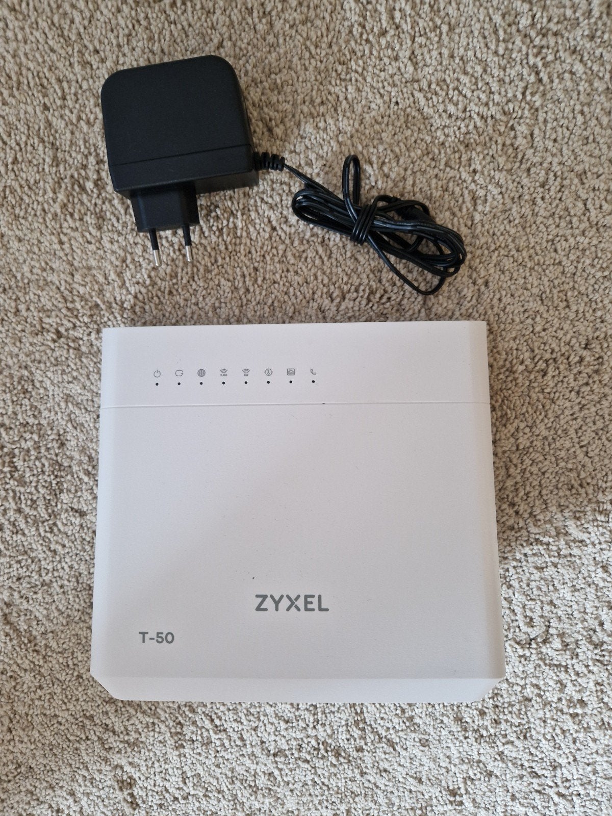 Zyxel T-50 Router, Ophalen of Verzenden, Gebruikt, Router met modem, Zyxel
