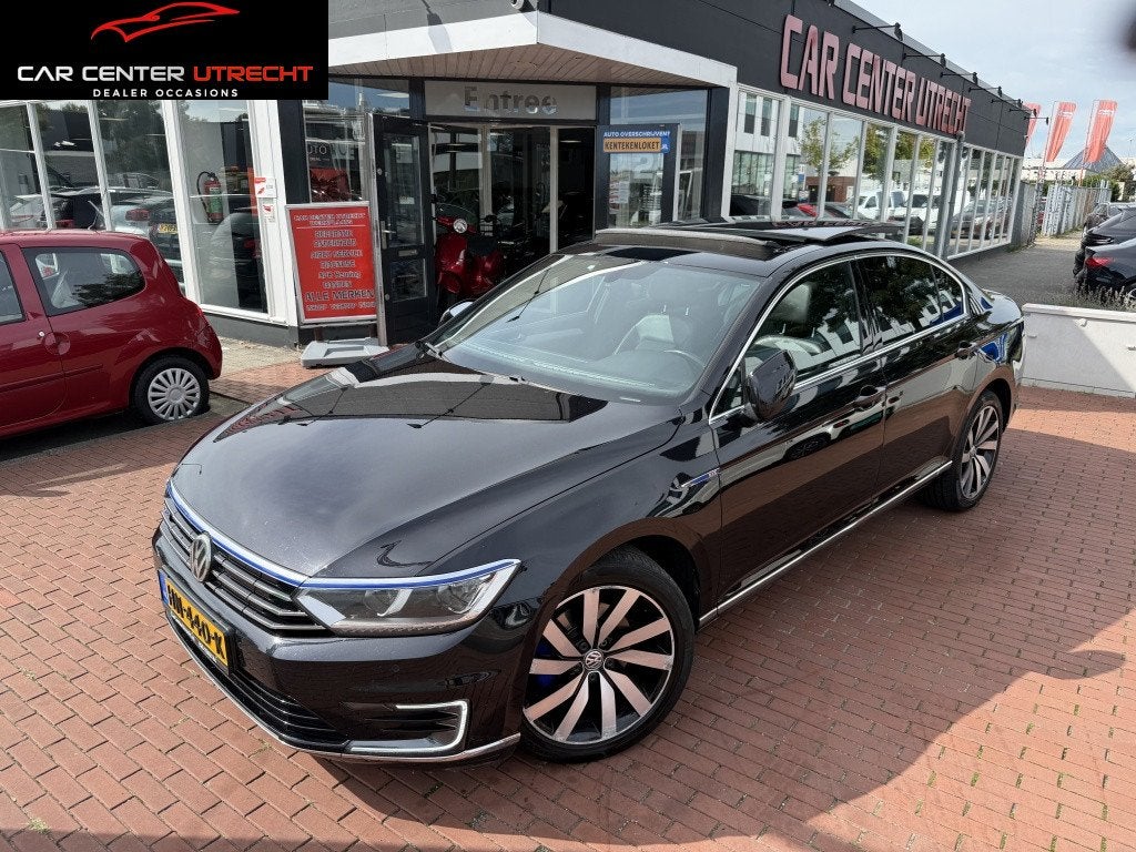 Volkswagen Passat 1.4 TSI GTE Highline pano airco Apple Carp, Auto's, Automaat, Euro 6, 4 cilinders, 157 pk