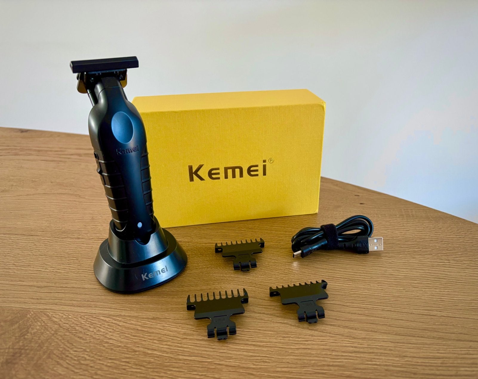 KEMEI  baardtrimmer & precisie trimmer / 0.2  t/m 4 mm, Ophalen of Verzenden, Zo goed als nieuw, Scheren en Epileren