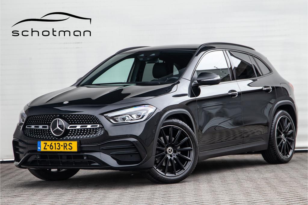 Mercedes-Benz GLA 180 AMG Nightpack, Widescreen, Distronic,, Gebruikt, 4 cilinders, Zwart, 1600 kg