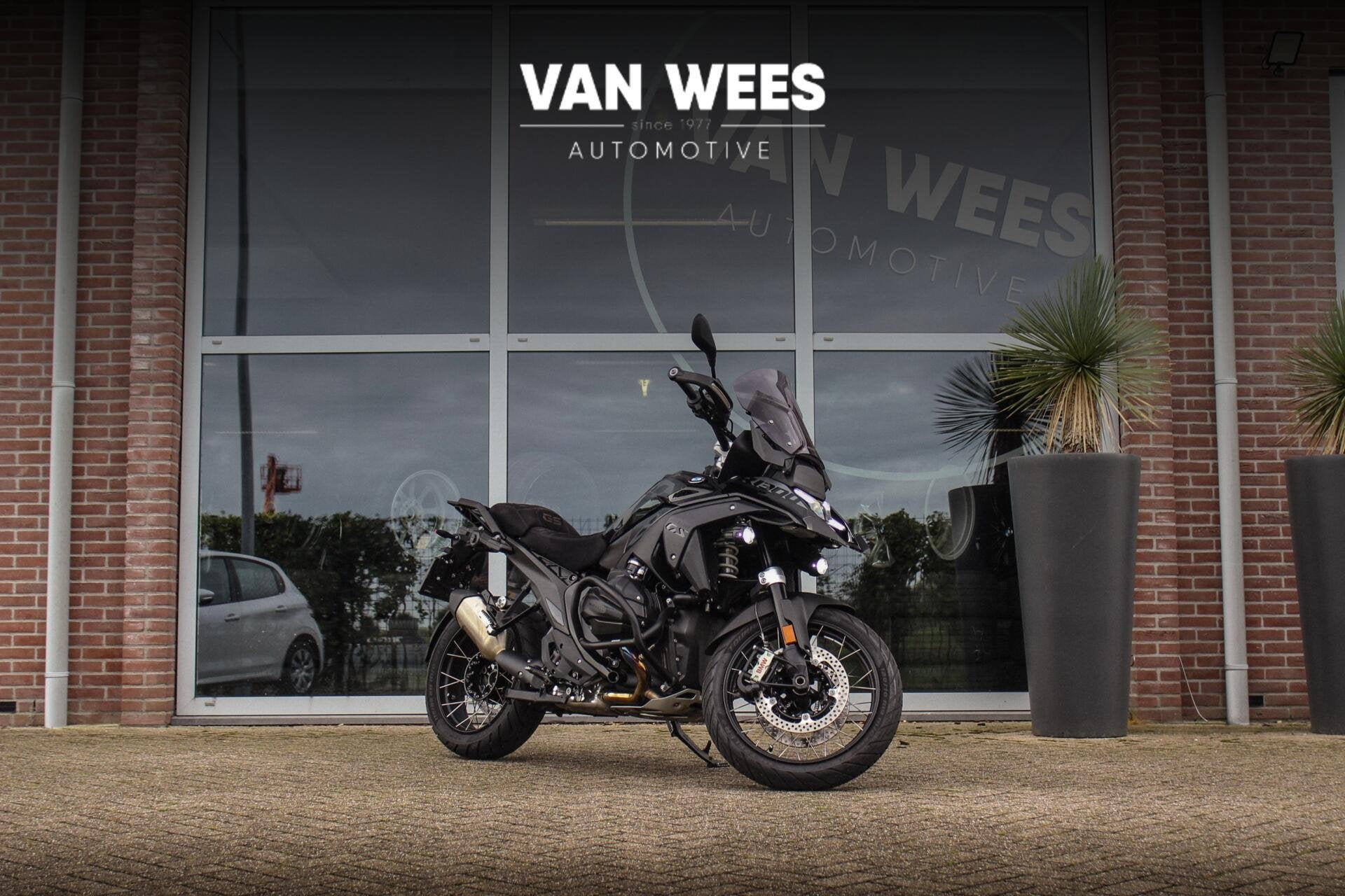 BMW R 1300 GS Triple Black | Dynamic-pakket | Touring-pakket, Overig, 1300 cc, Handgeschakeld, Einsteinlaan 5, 2289 CC Rijswijk