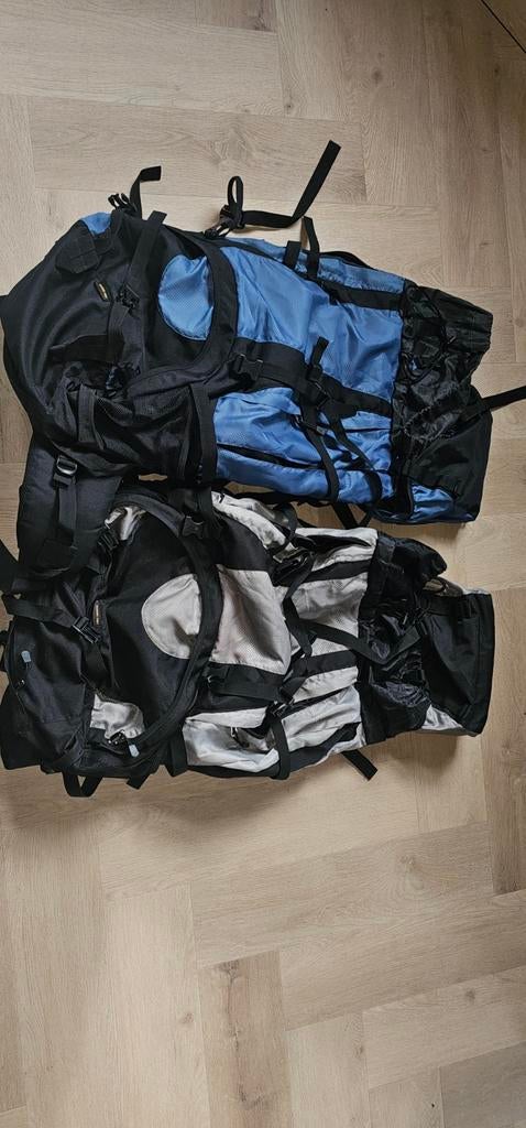 Twee ruime trekking rugzakken - backpack, Overige merken, 40 cm of meer, Gebruikt, Ophalen of Verzenden