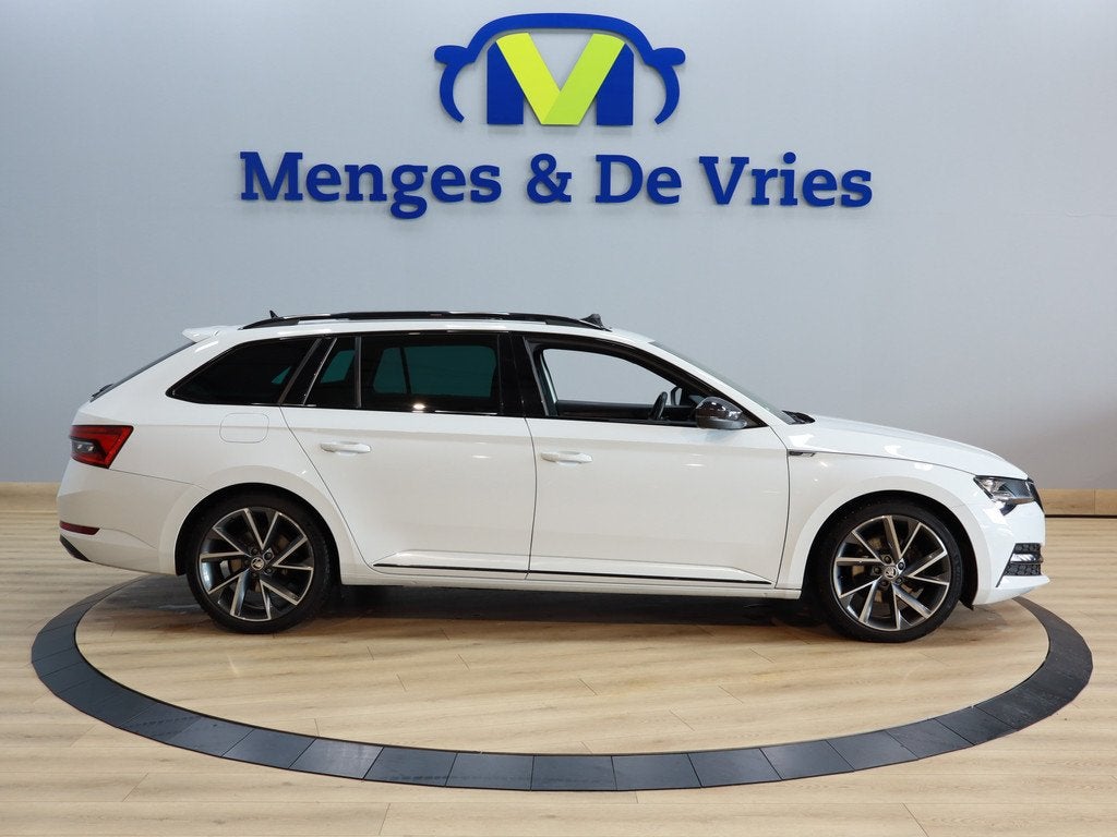 Skoda Superb Combi 1.5 TSI ACT Sportline Business Airco ECC, 12 maanden, 4 cilinders, Wit, Origineel Nederlands