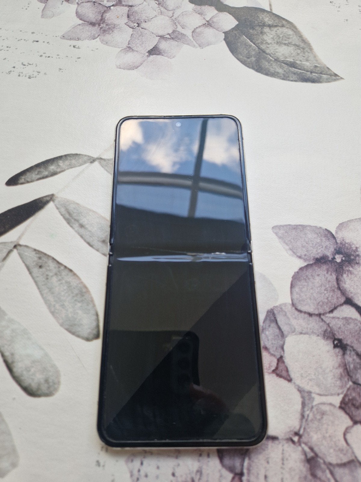 Samsung Galaxy Z Flip 5 - 512 GB (binnenscherm defect)