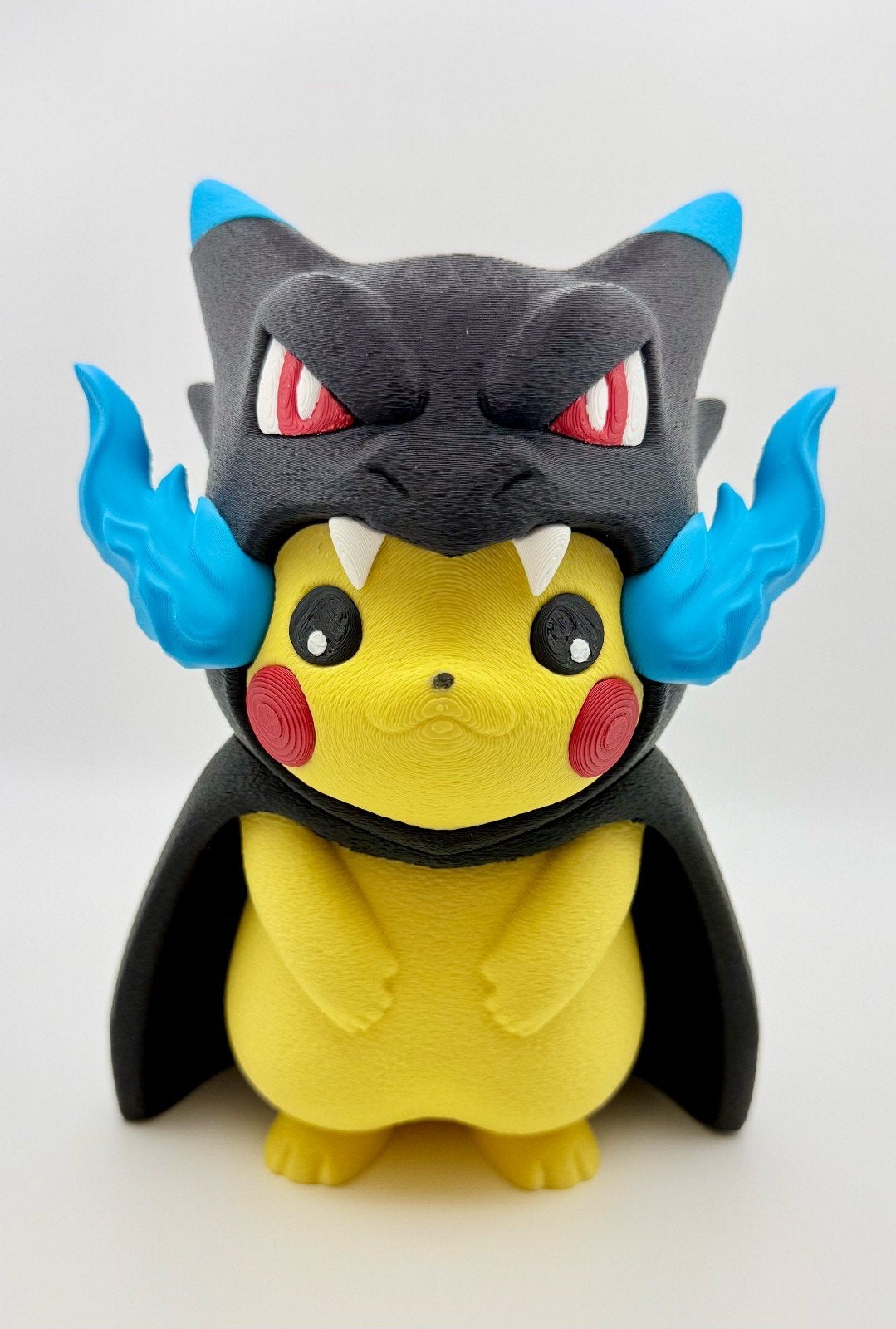 Super gave Pikachu cosplay Mega Charizard X Poncho, Ophalen of Verzenden, Nieuw, Overige typen