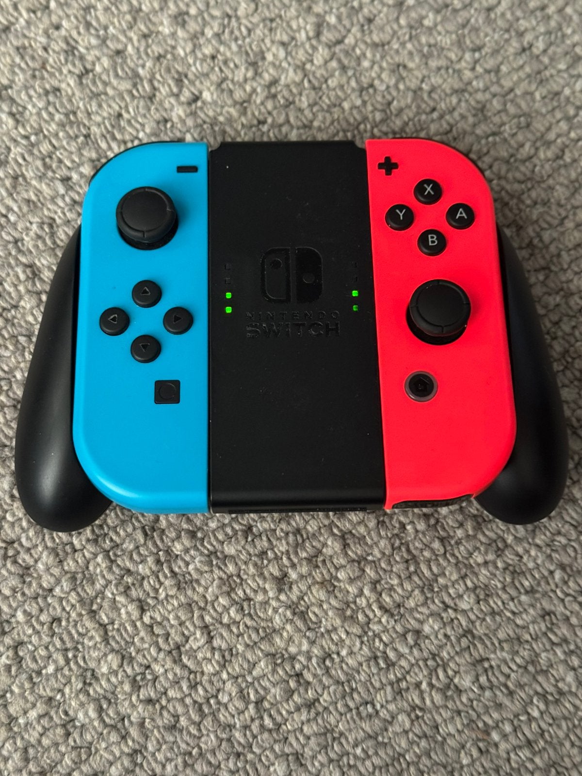 Foto 8 van Nintendo switch OLED + 1 game — absolute nieuwstaat!