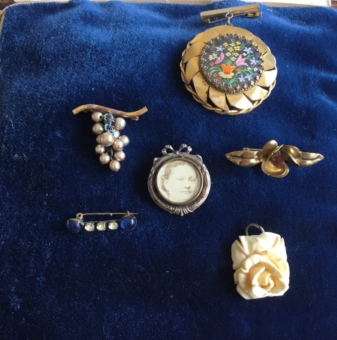 Vintage Broches Collectie - Diverse Stijlen en Materialen, Overige materialen, 4 tot 7 cm, Gebruikt, Overige kleuren