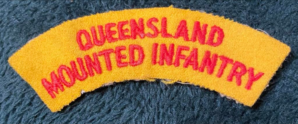 Queensland Mounted Infantry Embleem shoulder title uniform, Ophalen of Verzenden, Landmacht, Overige gebieden, Embleem of Badge