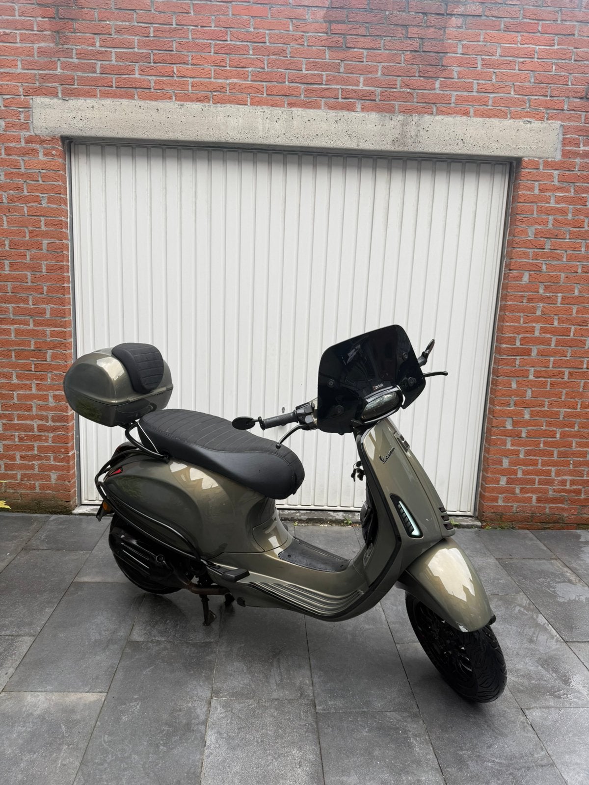 Vespa Sprint 50cc 2023 | 3.821 km | Euro 5 | Onbegrensd, Fietsen en Brommers, Scooters | Vespa, Vespa S, Ophalen of Verzenden