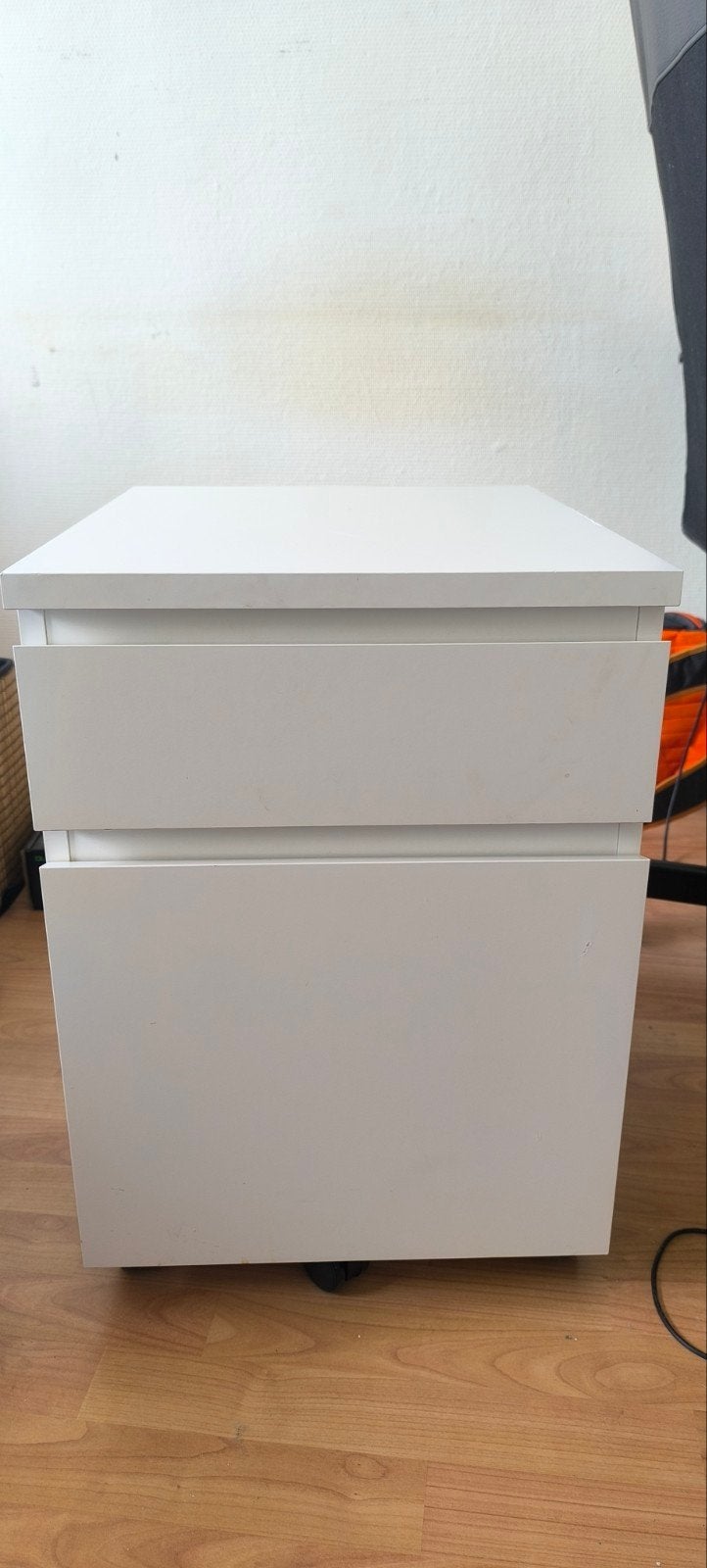 MALM Ladeblok op wielen, wit, 42x59 cm, Huis en Inrichting, Ophalen, Minder dan 50 cm, Gebruikt, 1 of 2 laden