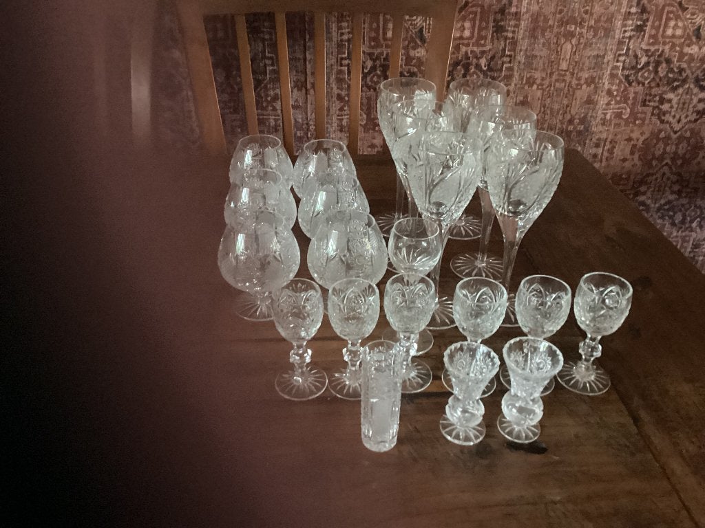 Kristallen glazen, Ophalen