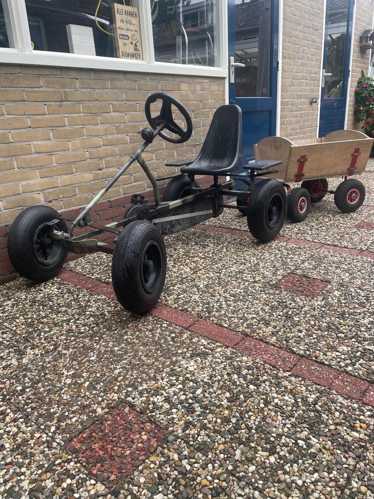 Berg skelter met aanhanger - Nieuwe banden!, Ophalen, Gebruikt, Trapvoertuig