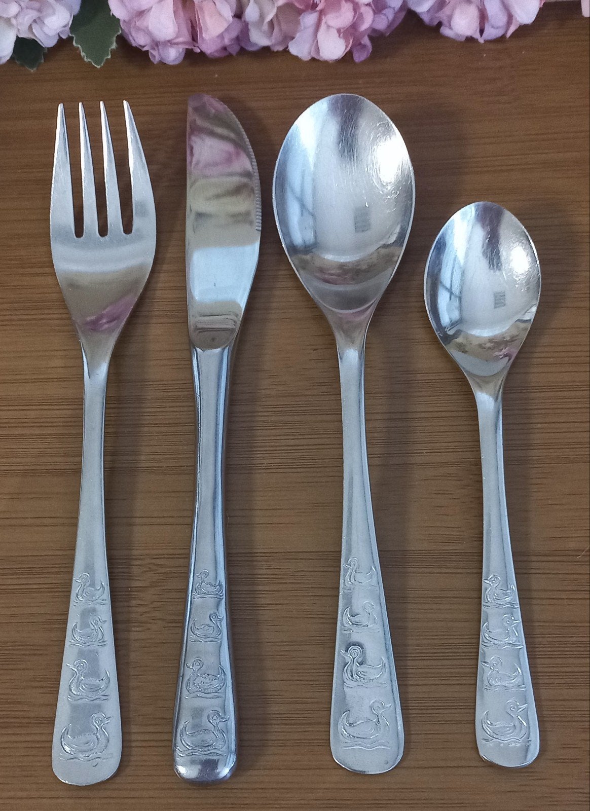 Mooi vintage kinderbestekje, 4-delig, eendjes, W.M.F., Ophalen of Verzenden, Rvs of Chroom