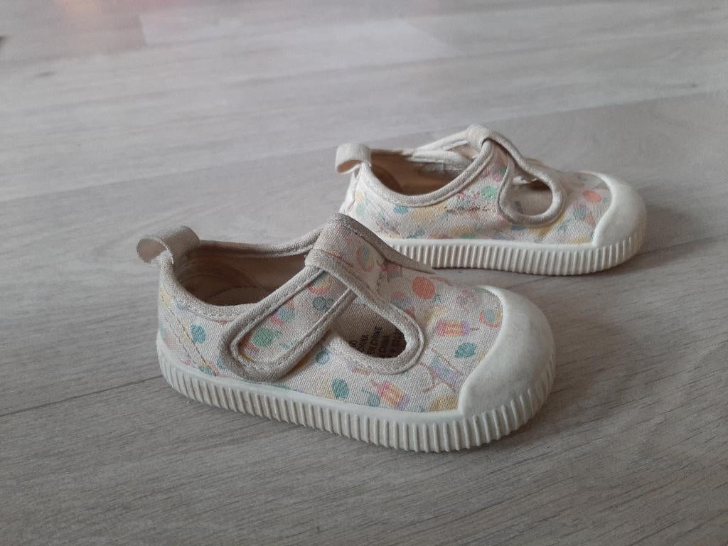 Babyschoenen 18 / 19 meisje H&M, Kinderen en Baby's, Babykleding | Schoentjes en Sokjes, Ophalen, Meisje, H&M, Gebruikt