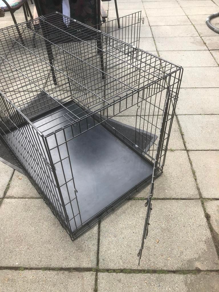 Dierenbenodigdheden, Ophalen, Zo goed als nieuw