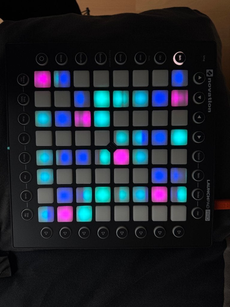 MIDI, Novation Launchpad Pro MK2, Ophalen of Verzenden, Zo goed als nieuw