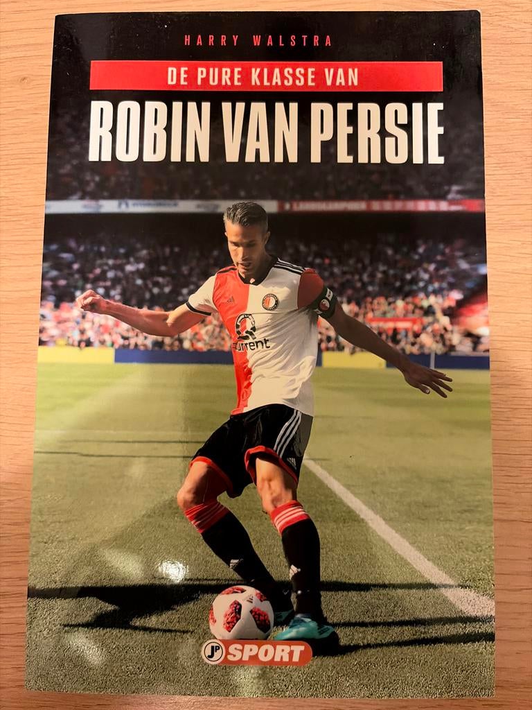 Boek: De Pure Klasse van Robin van Persie - Harry Walstra, Ophalen of Verzenden, Nieuw, Balsport
