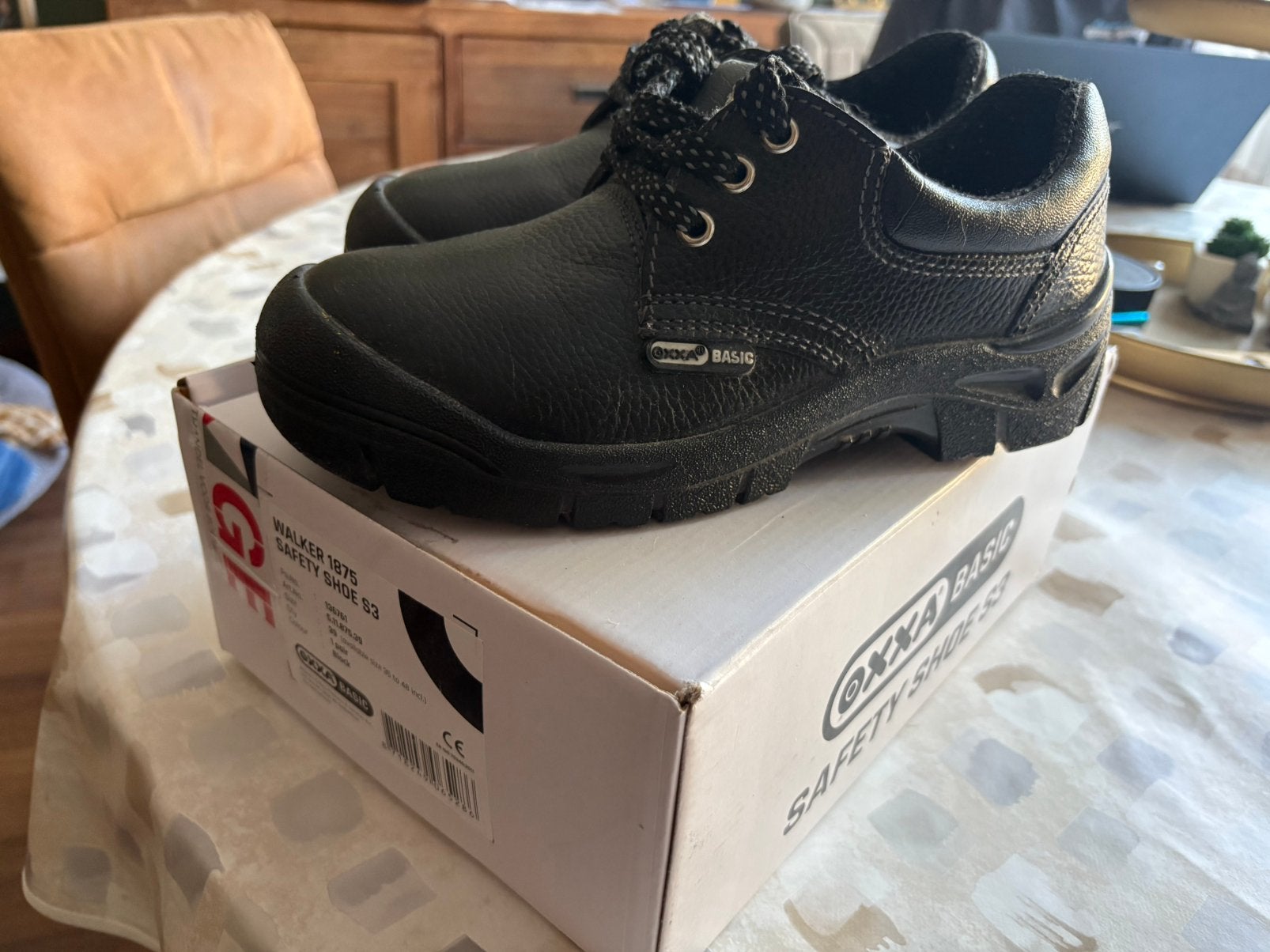 Te koop: een paar OXXA Walker veiligheidsschoenen S3 maat 39, Ophalen of Verzenden, Zo goed als nieuw