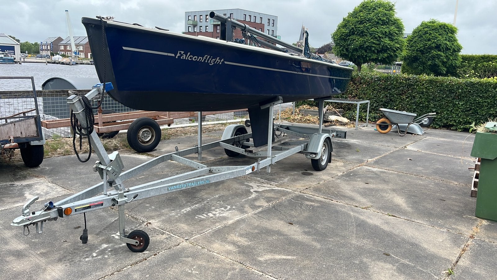 Poyvalk Zeilboot+bb motor + Trailer - Perfect voor Recreatie, Ophalen, Gebruikt, Open zeilboot, Buitenboordmotor