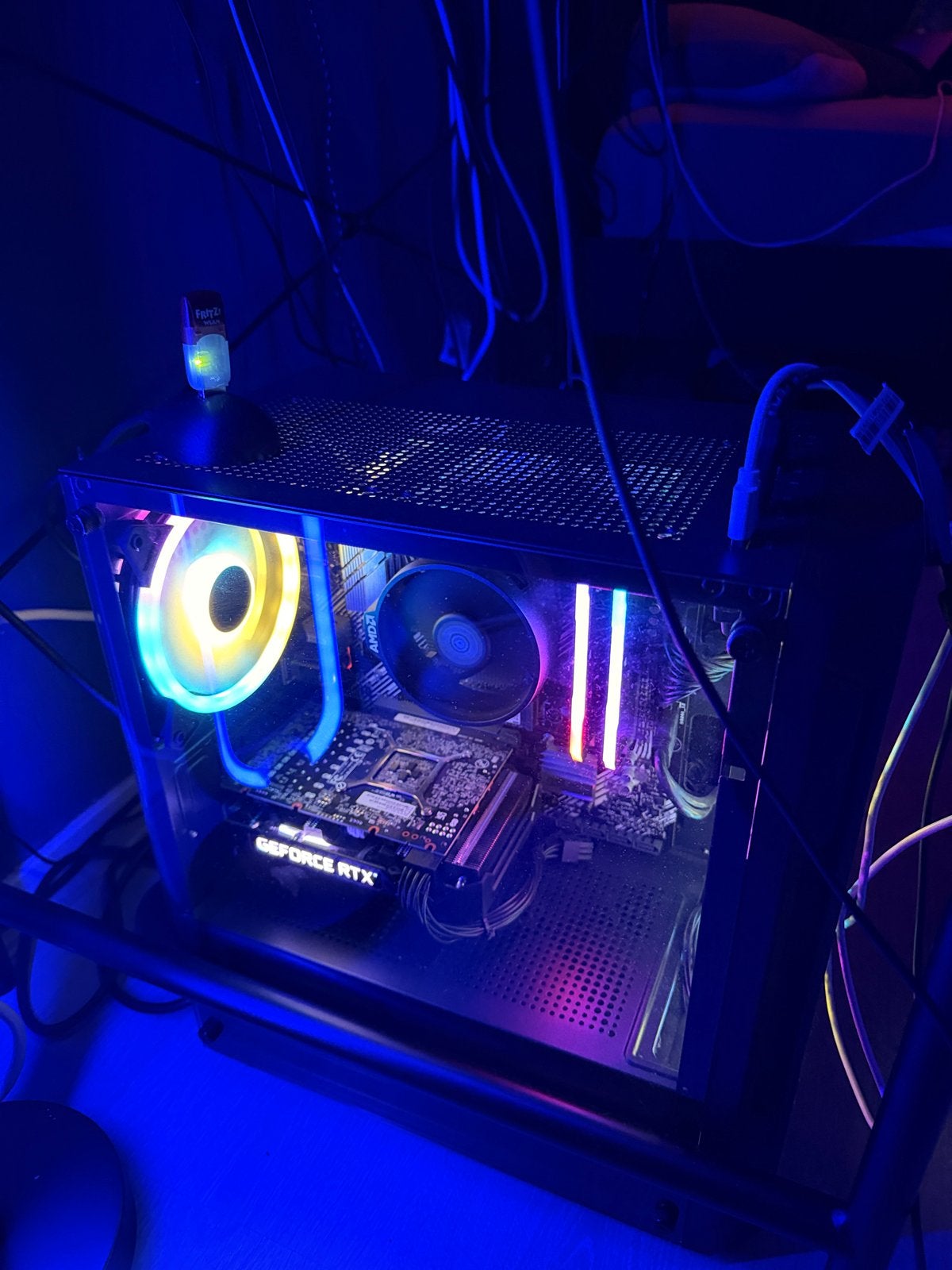 Gaming PC met Thrustmaster Stuur en Pedalen, Gebruikt, 8 GB, Ophalen of Verzenden, Gaming