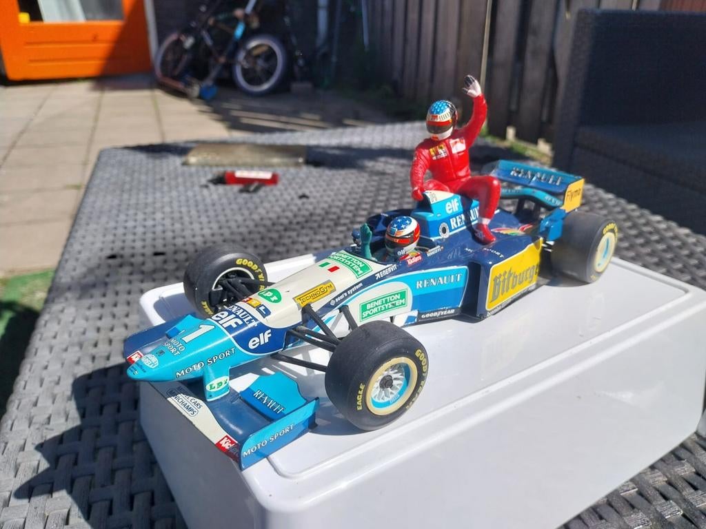 Jean alessi en Michael Schumacher zeldzaam, Hobby en Vrije tijd, Modelauto's | 1:18, Ophalen of Verzenden