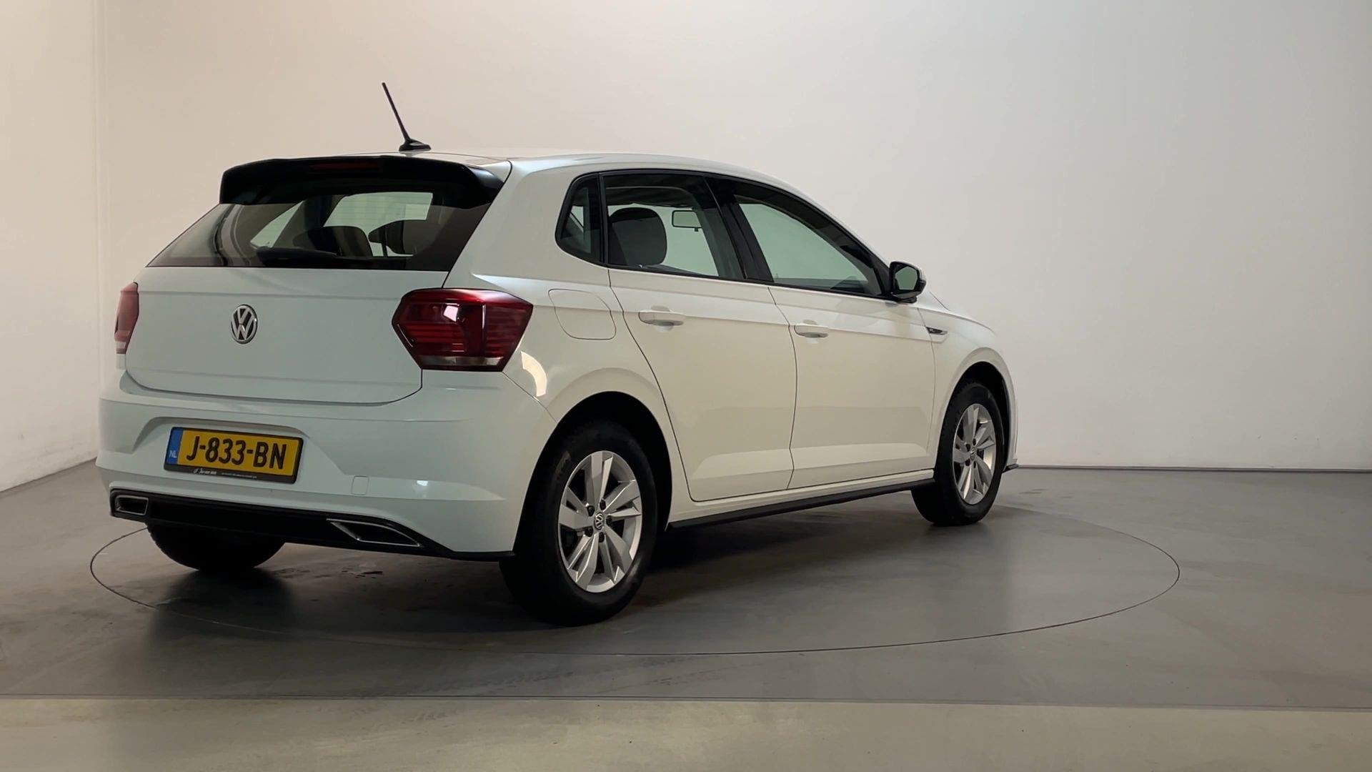 Volkswagen Polo 1.0 TSI Comfortline R-Line Navigatie DAB+ Ap, Voorwielaandrijving, Dealer onderhouden, Stof, Gebruikt
