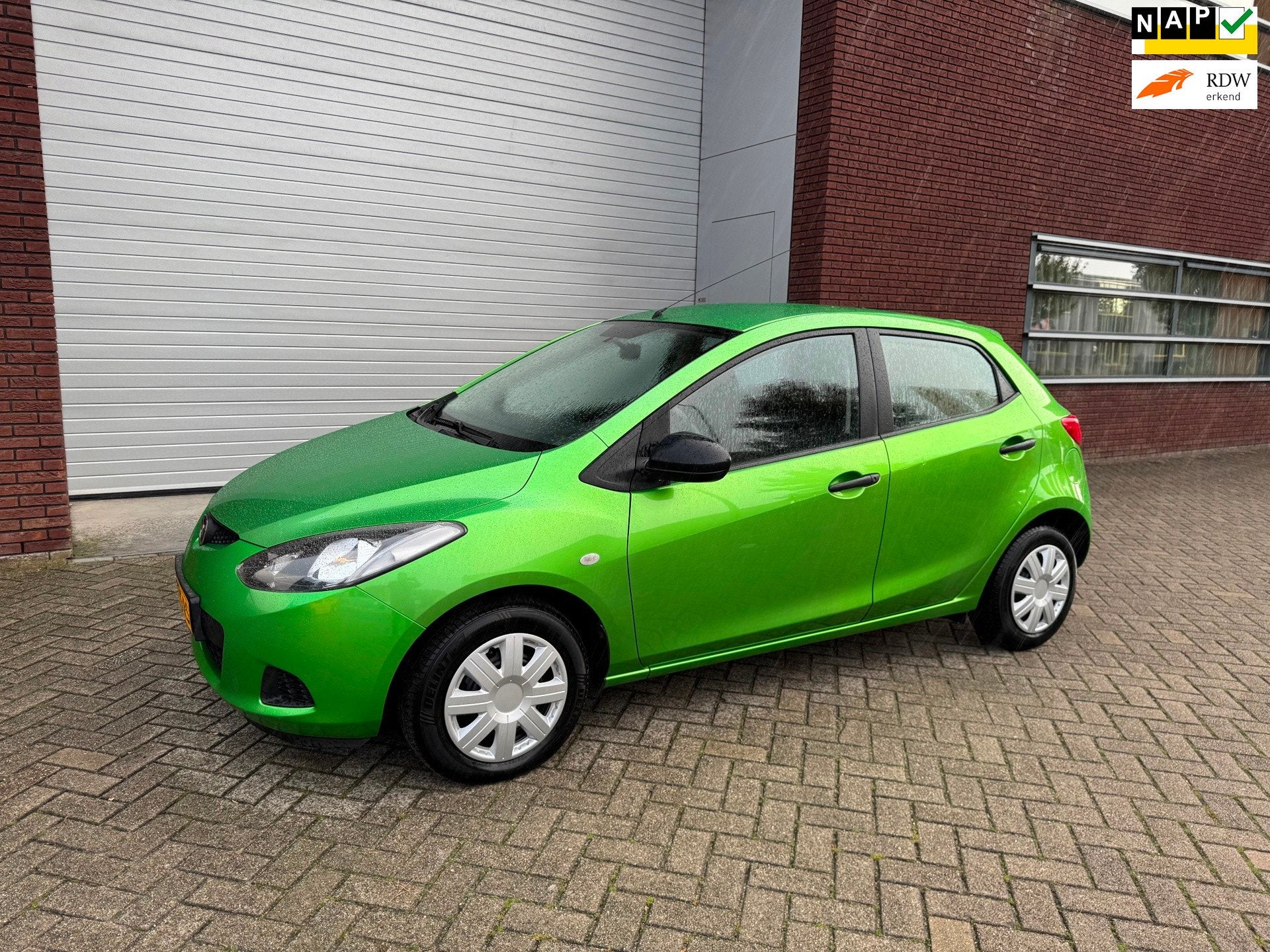 Mazda 2 1.3 S-VT Exclusive 5Drs Airco Isofix Nap Nw Apk 2e E, Voorwielaandrijving, Gebruikt, 31 €/maand, 4 cilinders