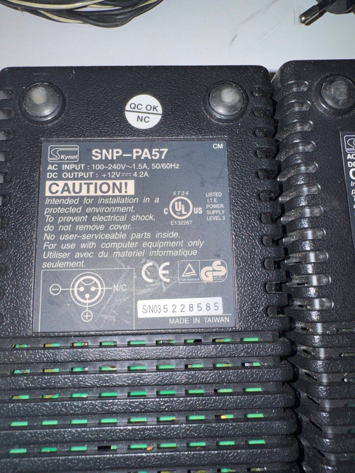 S Kynet SNP-PA57 Voedingen - 12V, 4.2A, Ophalen of Verzenden, Gebruikt