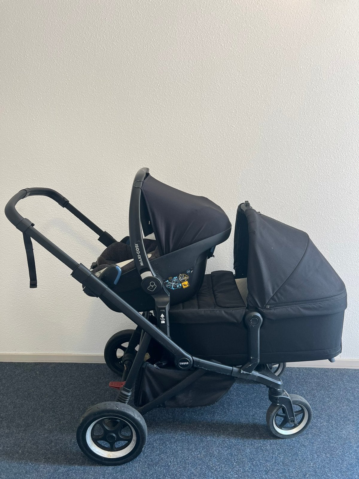 Thule Sleek Duowagen incl maxi cosi, Kinderen en Baby's, Kinderwagens en Combinaties, Ophalen, Zo goed als nieuw, Overige merken