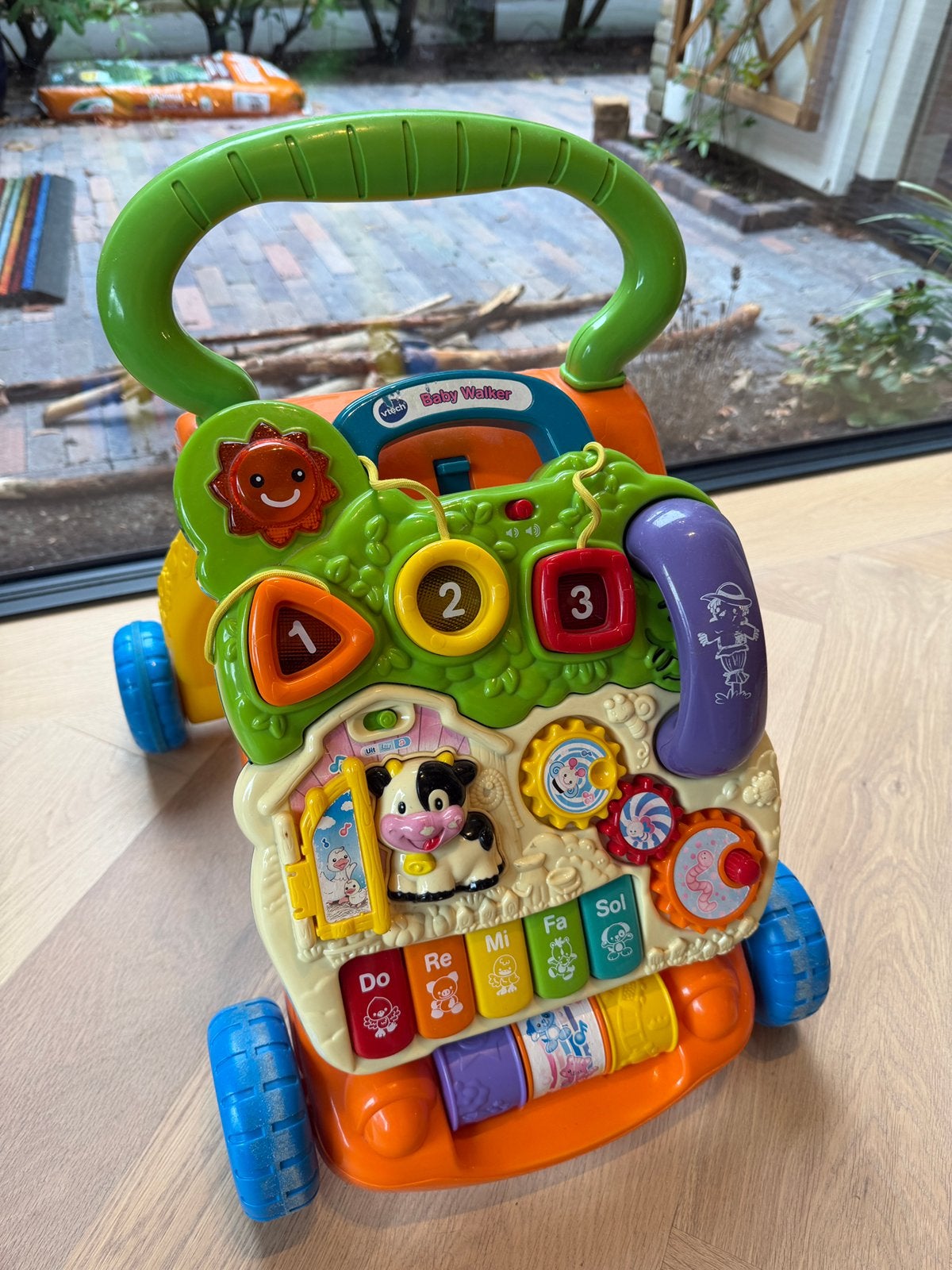 Vtech babywalker loopwagen met geluid, Ophalen, Zo goed als nieuw, 6 maanden tot 2 jaar