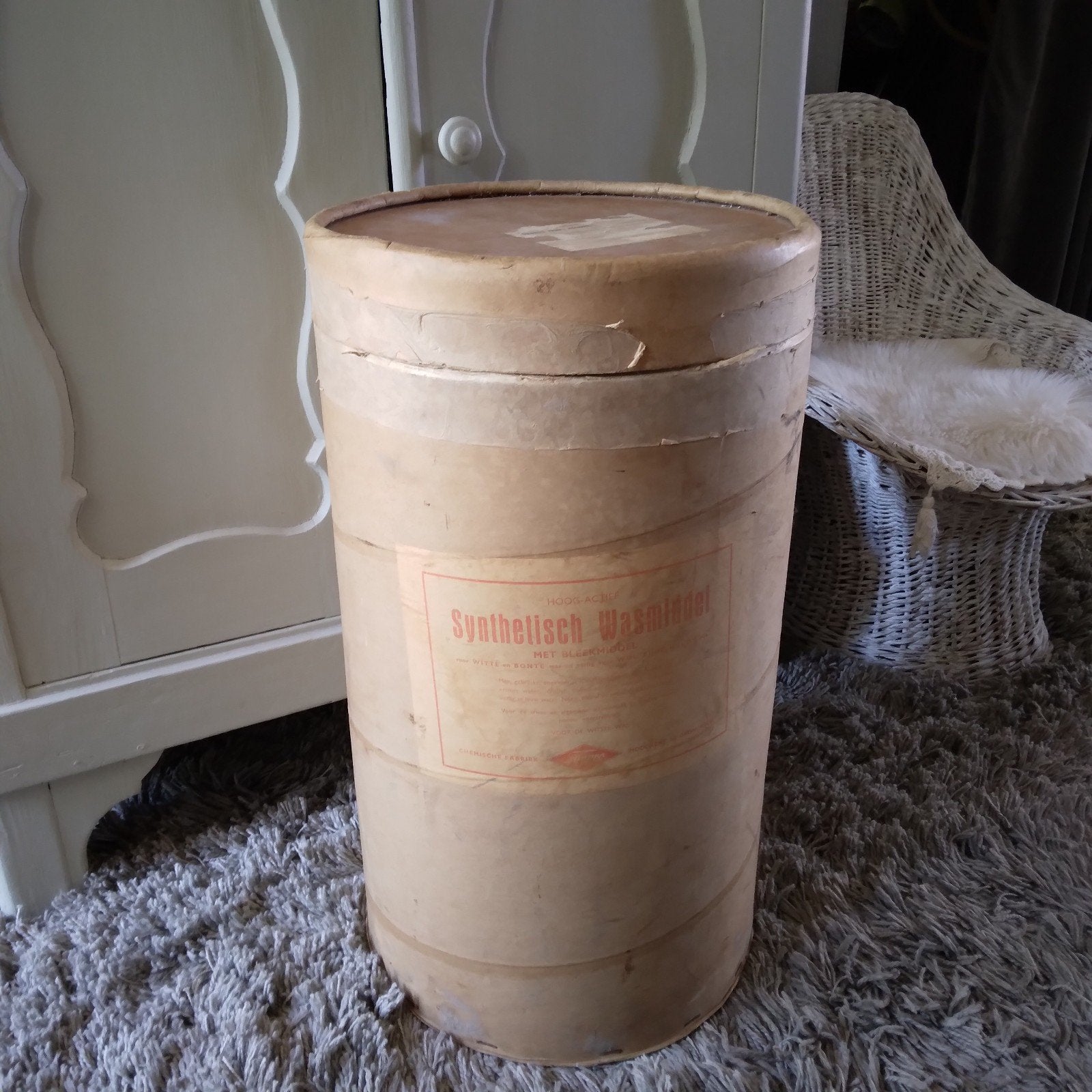 Oude wasmiddel trommel,kruk ,tafeltje, Ophalen, Rond, Minder dan 25 cm, Minder dan 40 cm