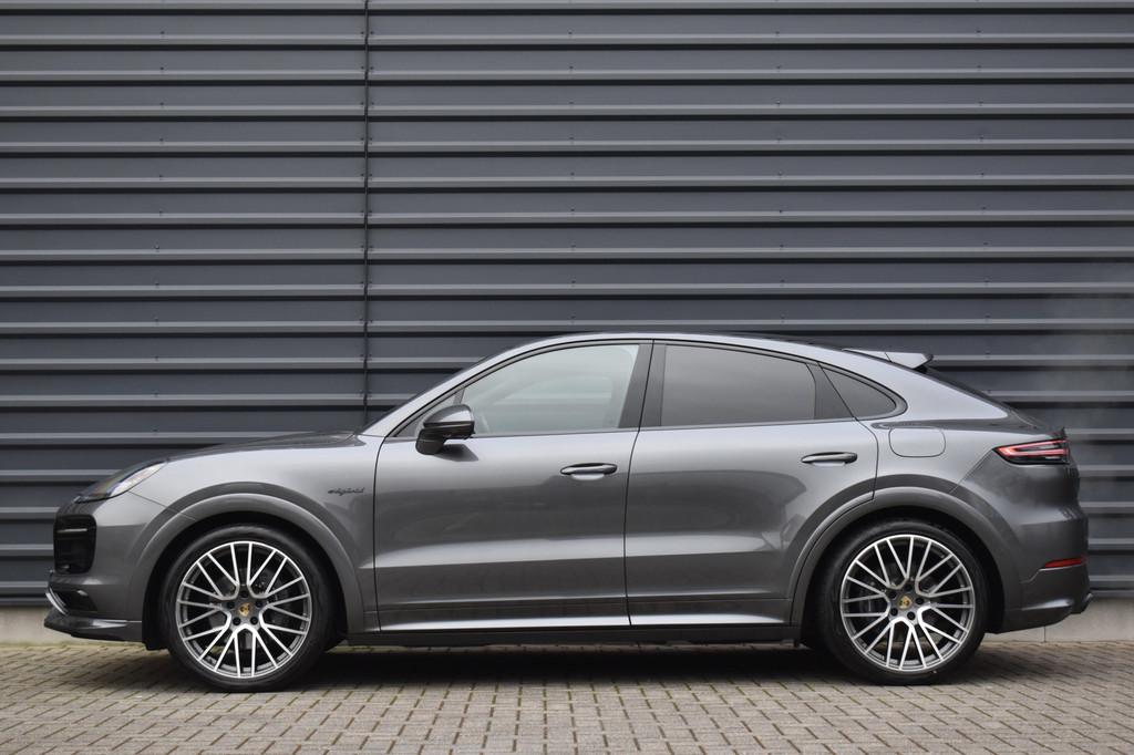 Porsche Cayenne Coupé 3.0 E-Hybrid 462pk SportDesign Techar, Auto's, Porsche, Automaat, Cayenne, Gebruikt, 2995 cc