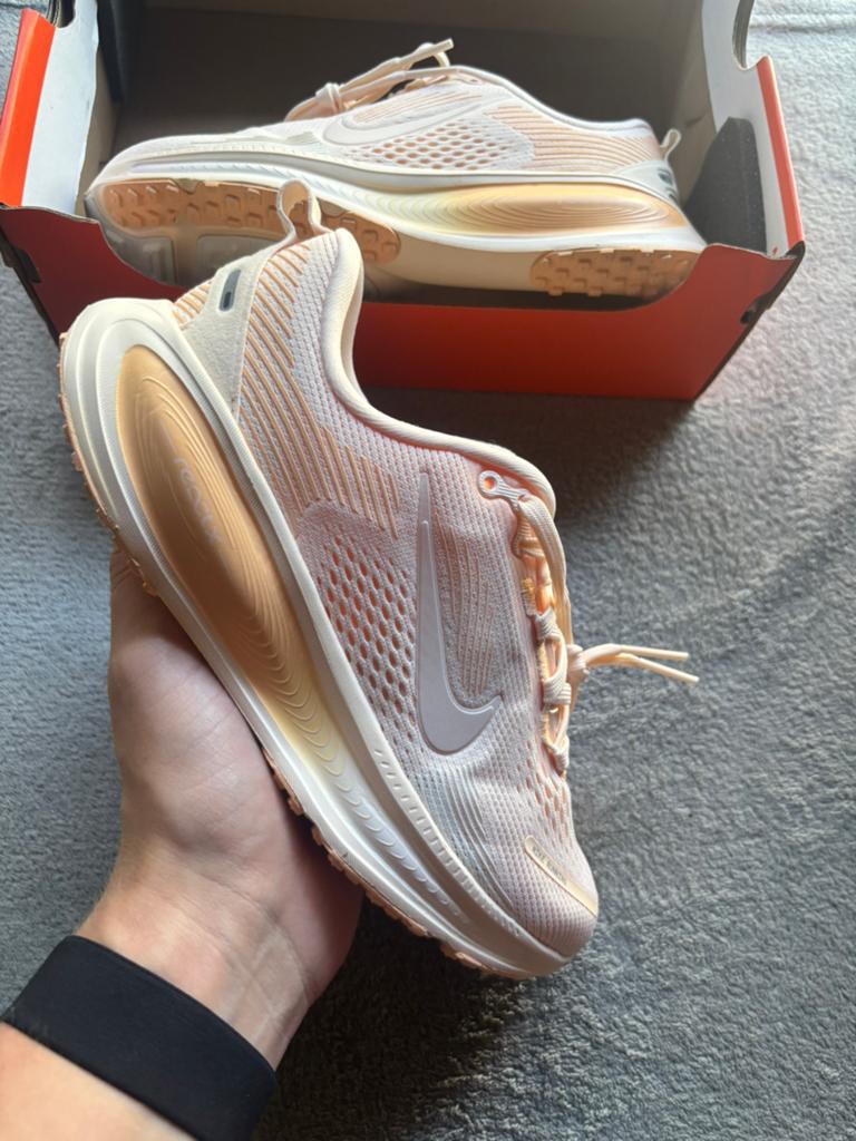 Nike zoom vomero 18 - maat 35 - nieuw, Kleding | Dames, Schoenen, J, Nieuw, Oranje, Ophalen of Verzenden