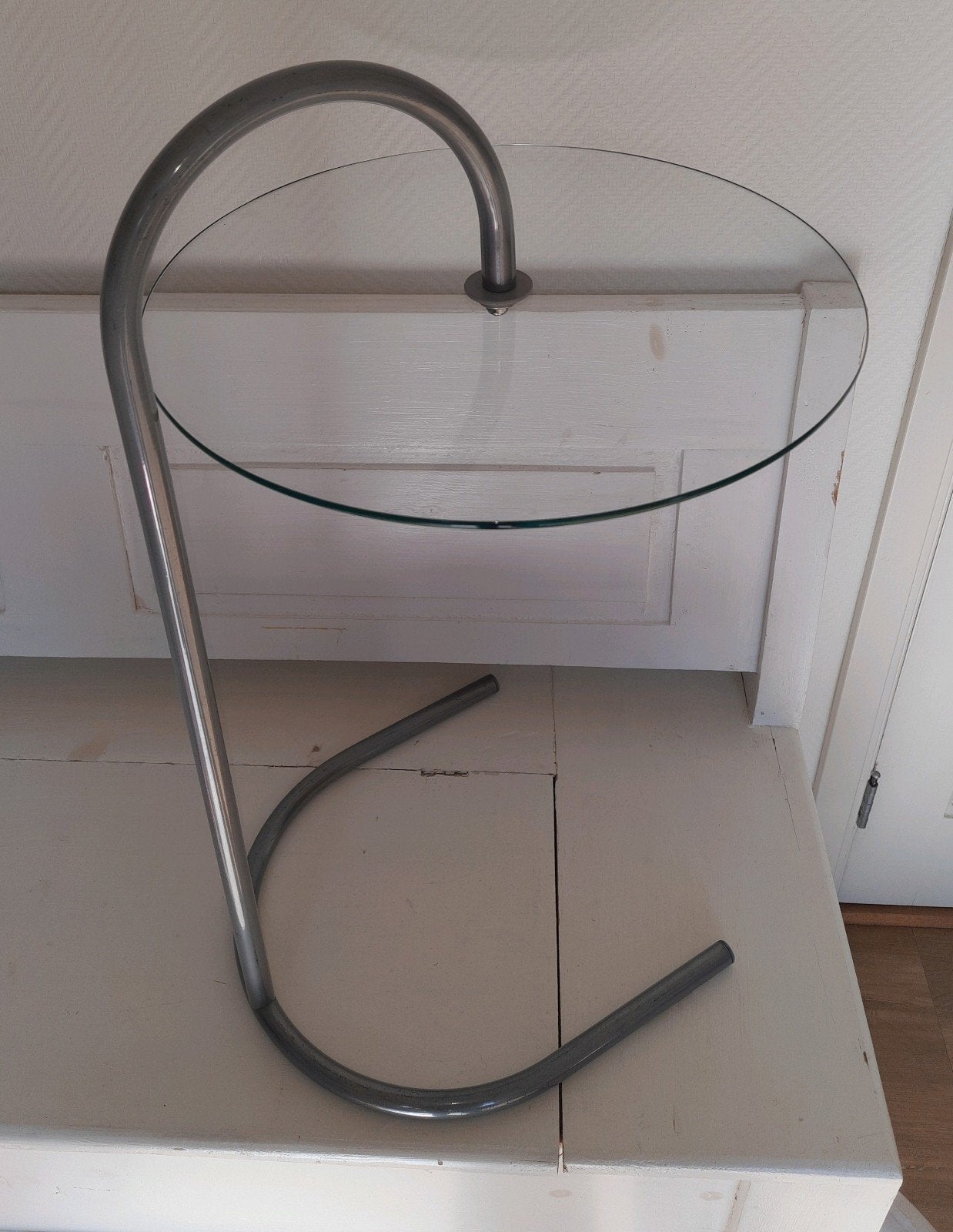 Vier tafeltjes nachtkastje ikea type ry,lees de beschrijving, Minder dan 45 cm, Metaal of Aluminium, Ophalen of Verzenden, Zo goed als nieuw