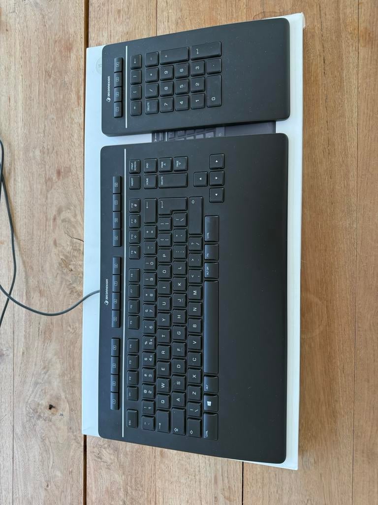 3Dconnexion toetsenbord numpad combinatie, Ophalen of Verzenden, Zo goed als nieuw, Qwerty, Multimediatoetsen
